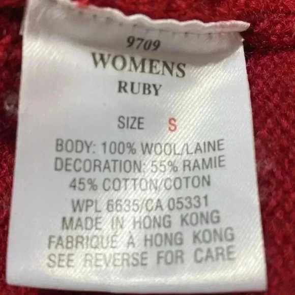 Woolrich 100% Wool Red V Neck Embroidered Woman’s Sweater Size Small.  “Ruby”. - Picture 7 of 13